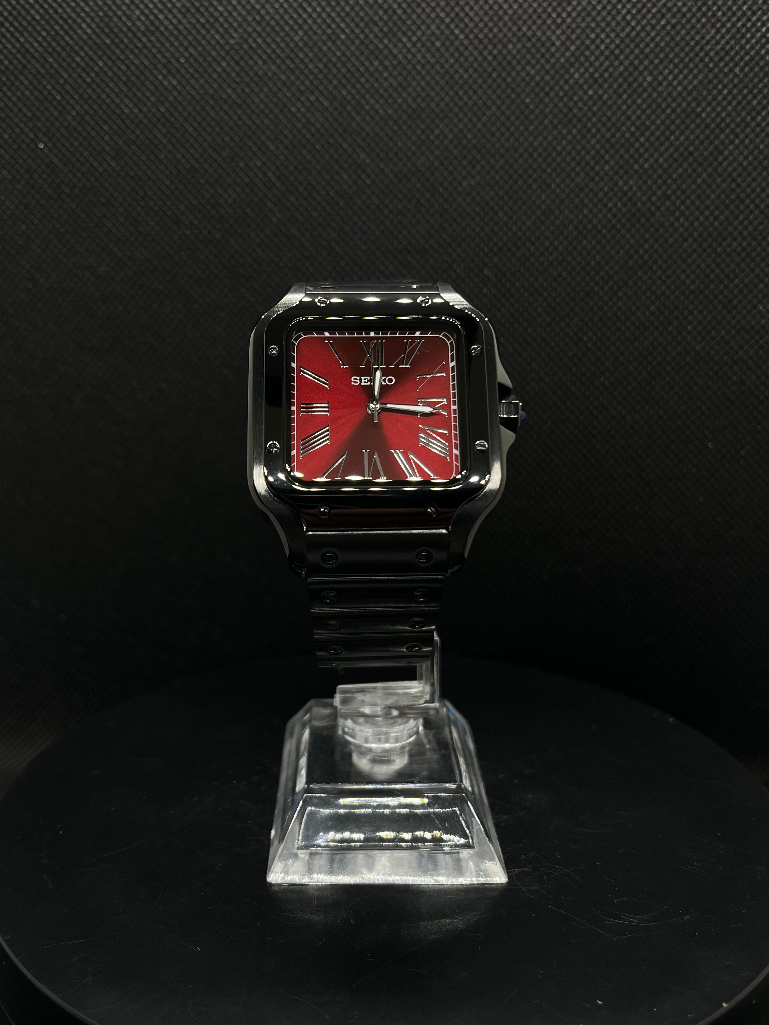 La Square – Noir & Violet