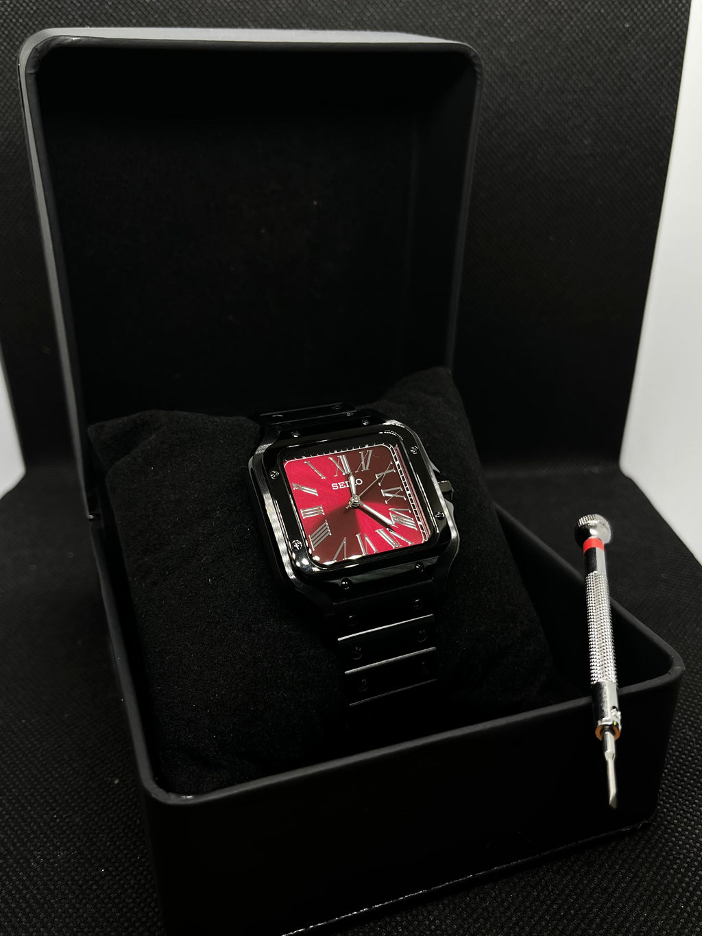 La Square – Noir & Violet