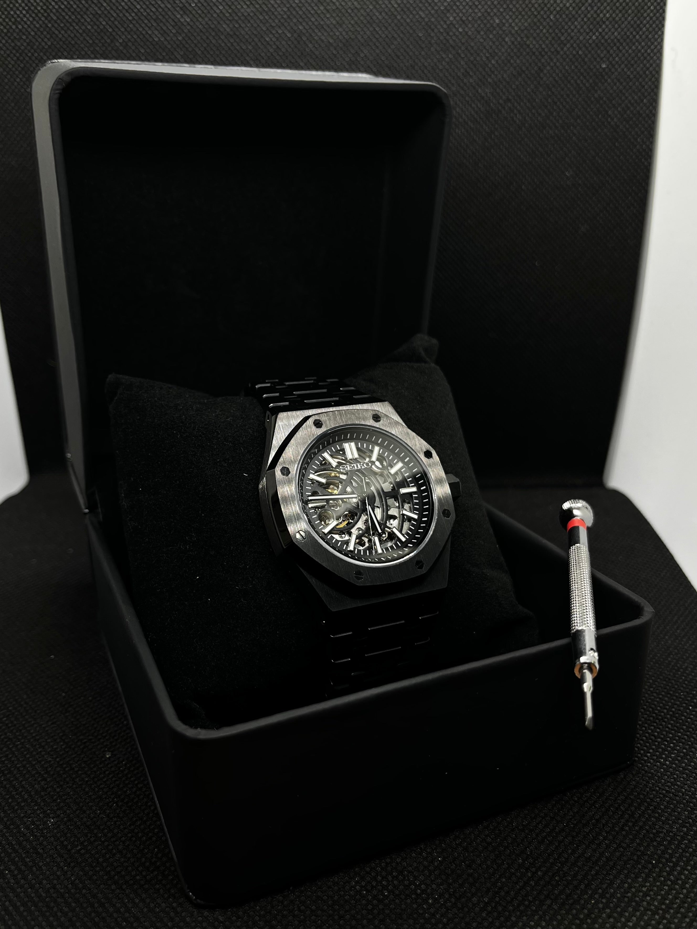 Royal Oak – Skeleton Full Black