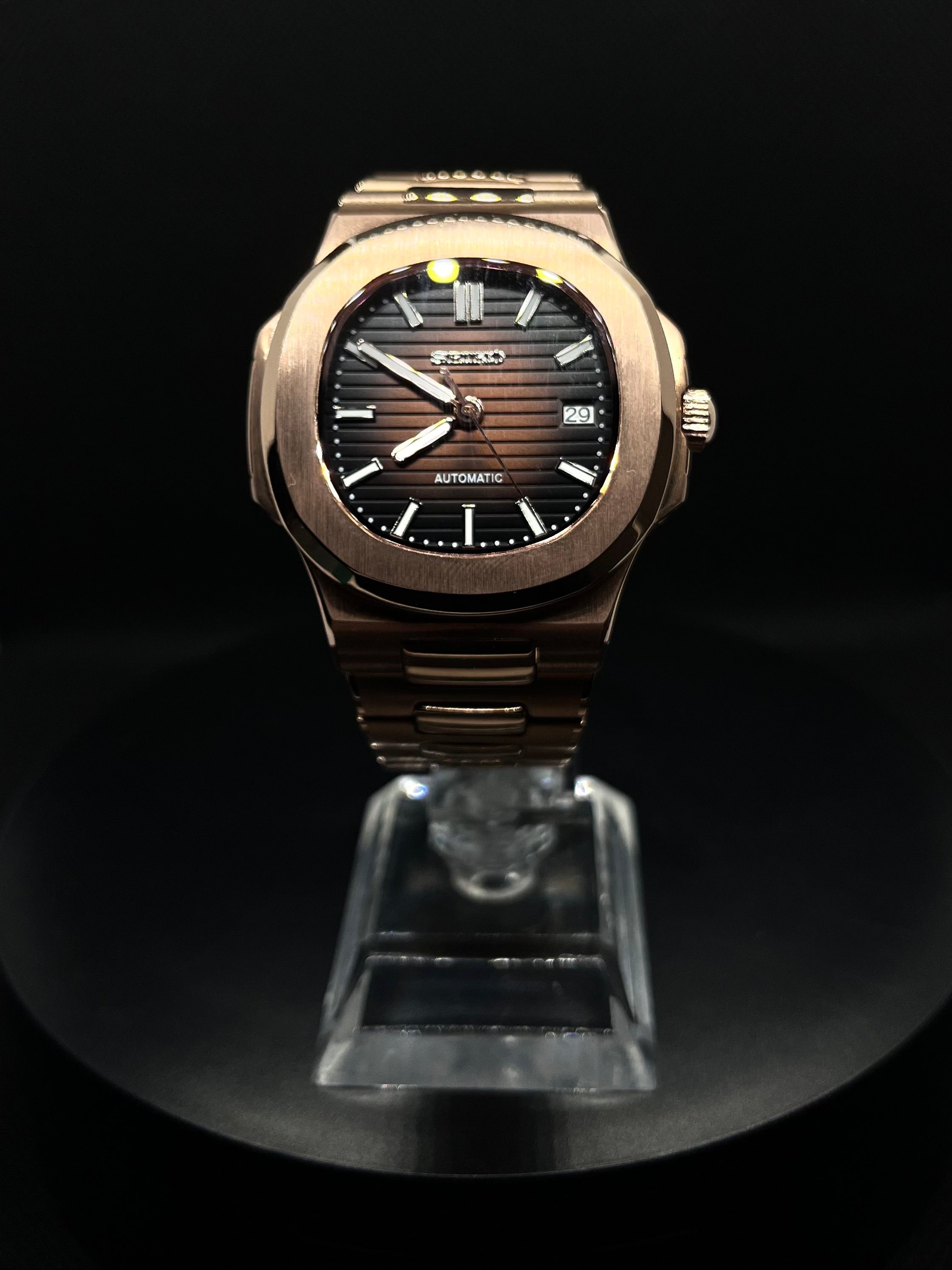 Nautilus – Or Rose Noir