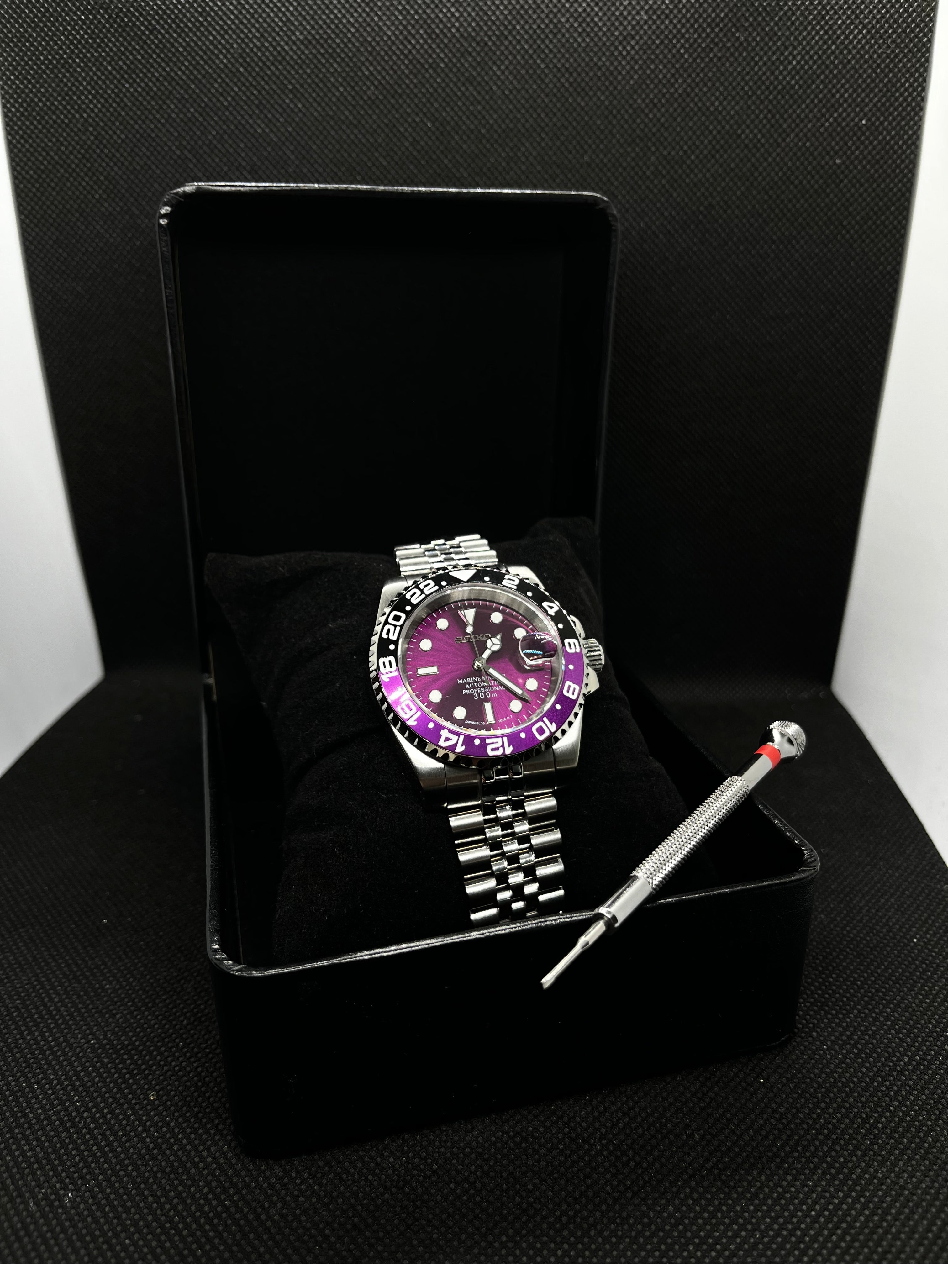 GMT Master – Violet & Noir (Joker)