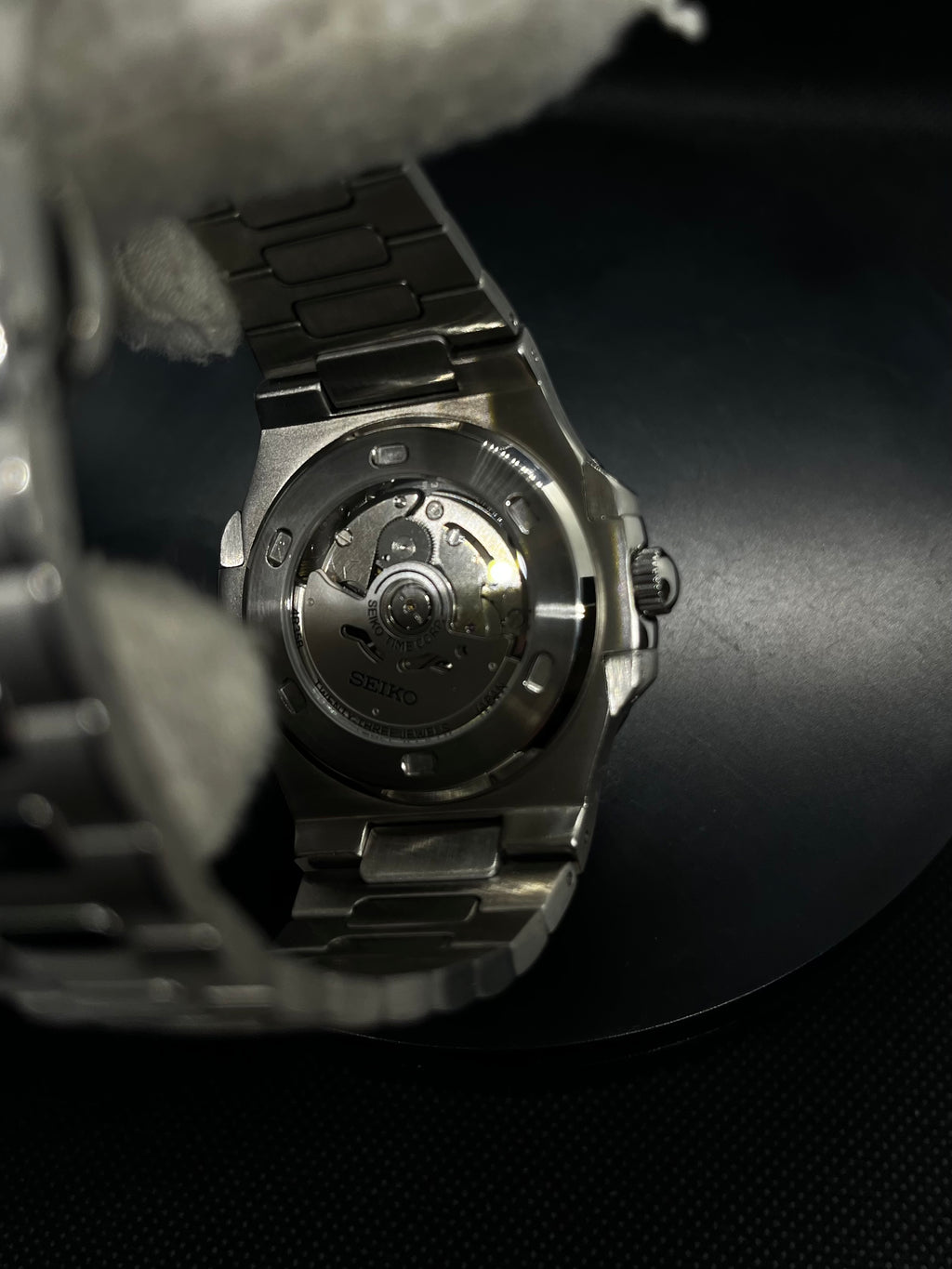 Nautilus – Blanc Open Heart