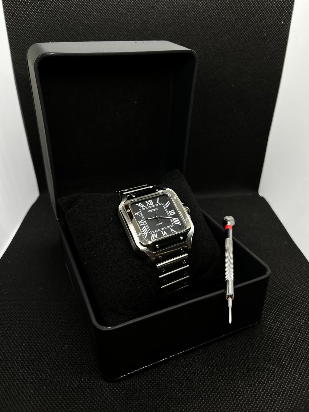 Square – Acier & Noir